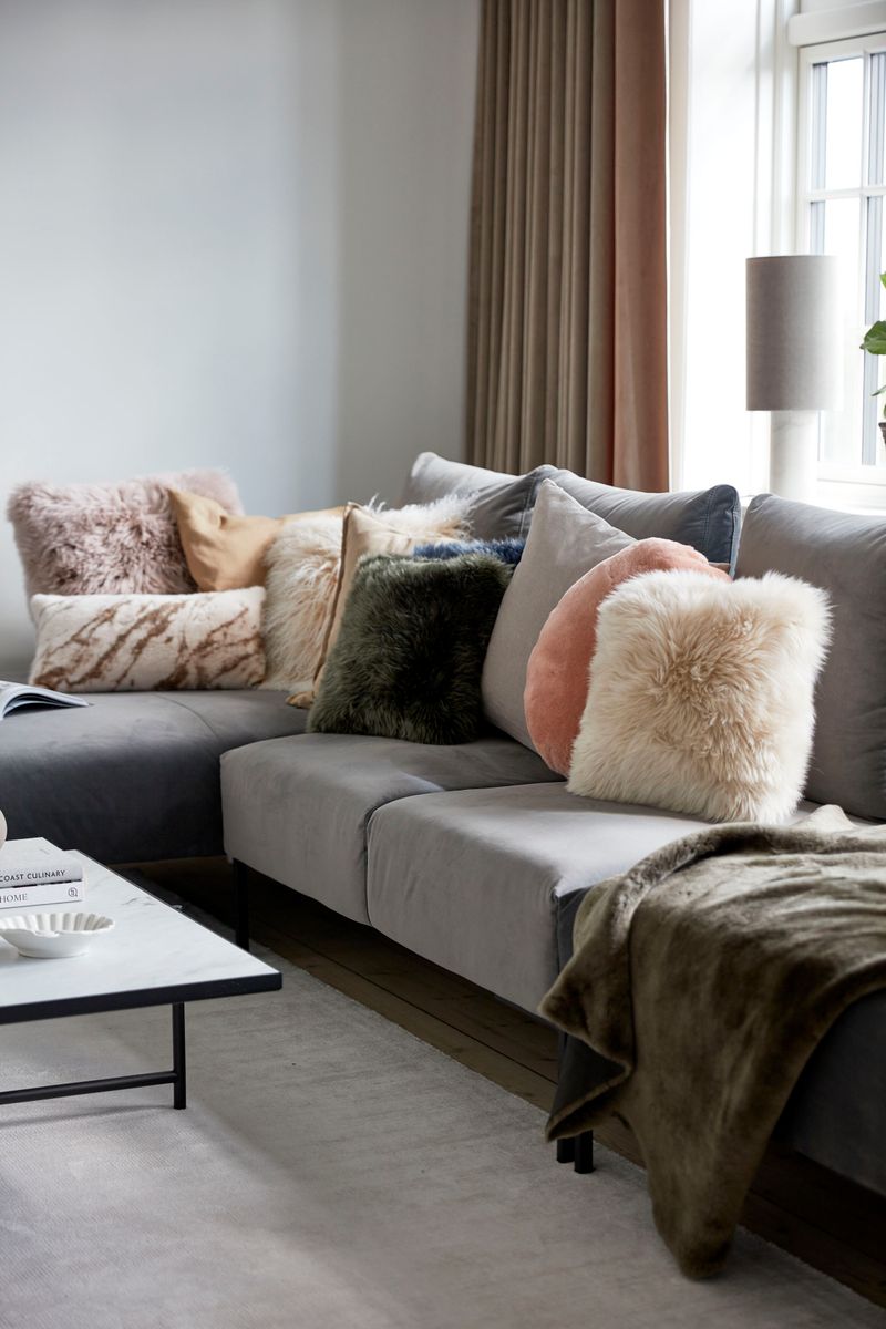 Curly Sheepskin Cushion | Doublesided | 56x56 cm | 40x40 cm Arctic Sunrise