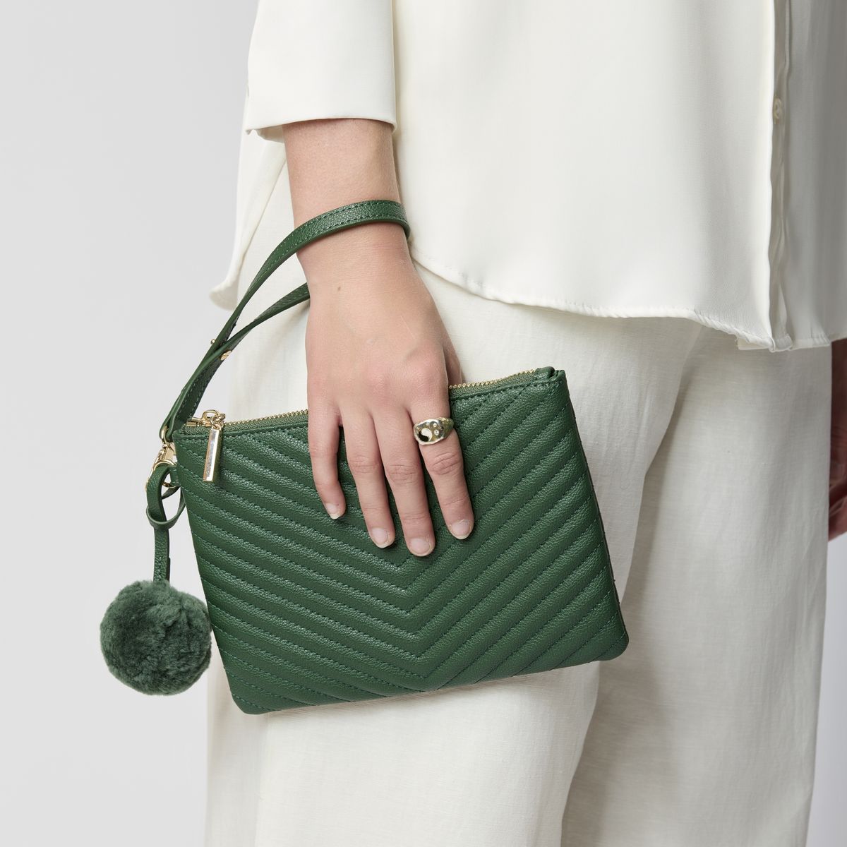 Helene Clutch Antique Green