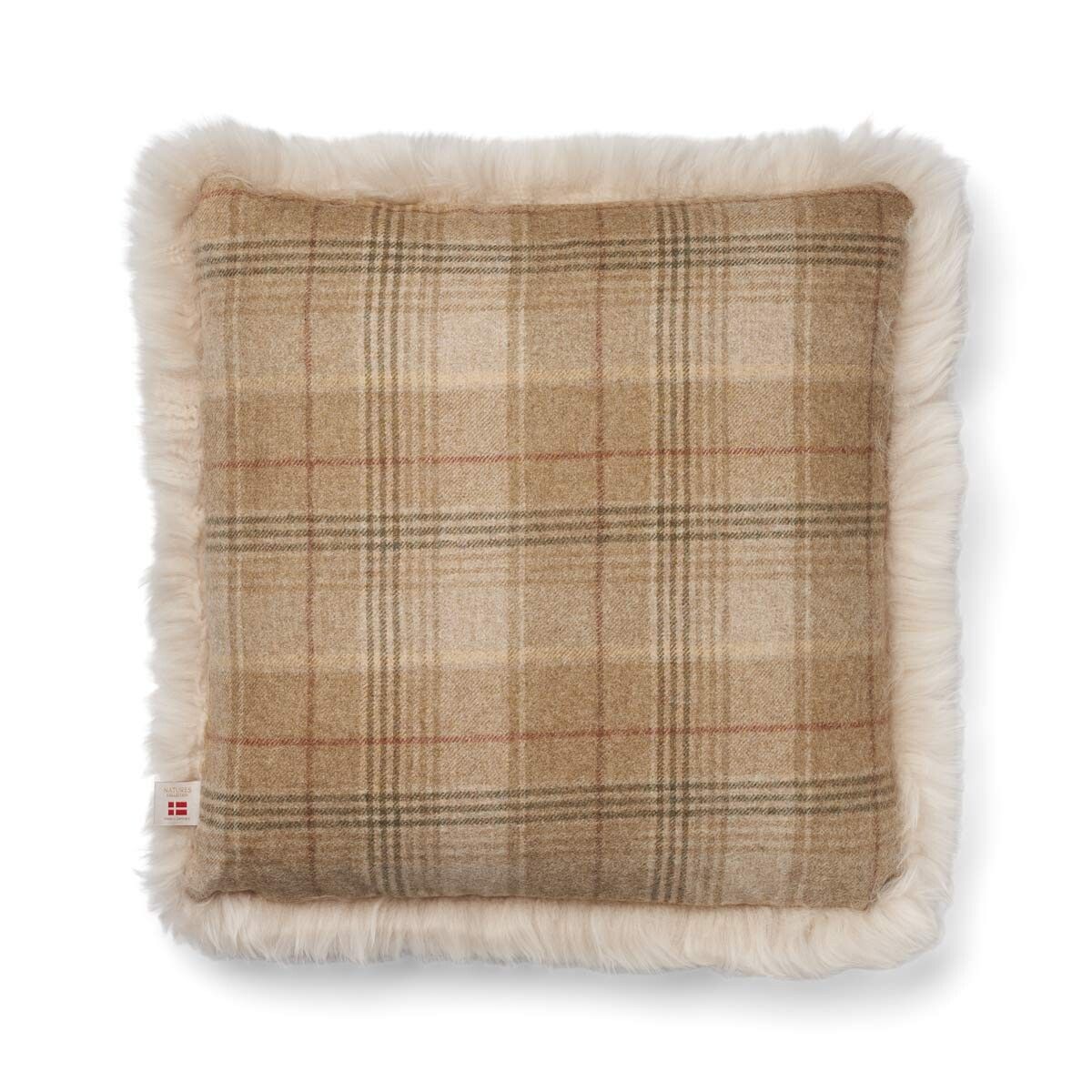 Two-sided Cushion | Long Wool | 52x52 cm