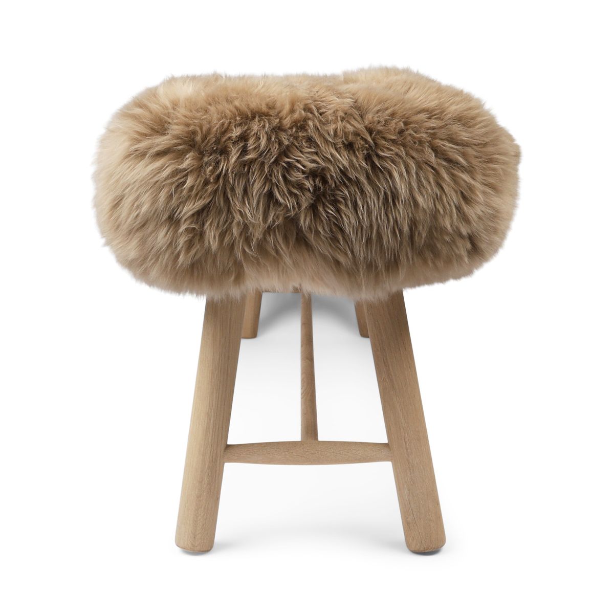 Theodor Bench | New Zealand Long Wool Sheepskin | Oak Legs Taupe