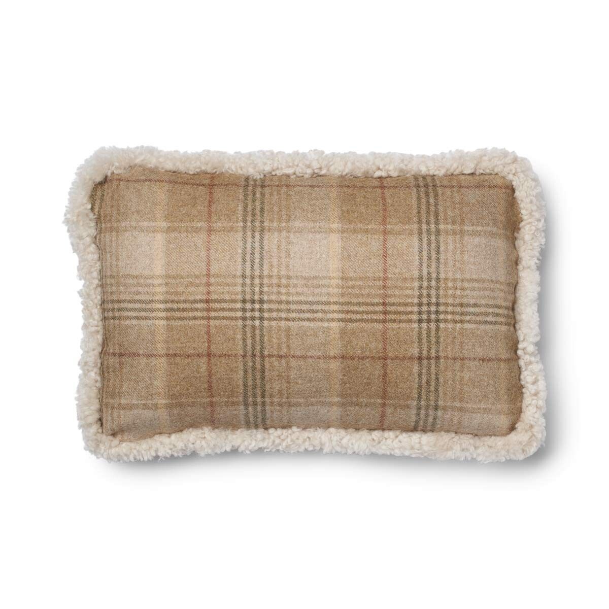Wool Cushion | Doublesided | Short Wool trim | 52x52 cm | 34x52 cm Sand-Beige/Pearl