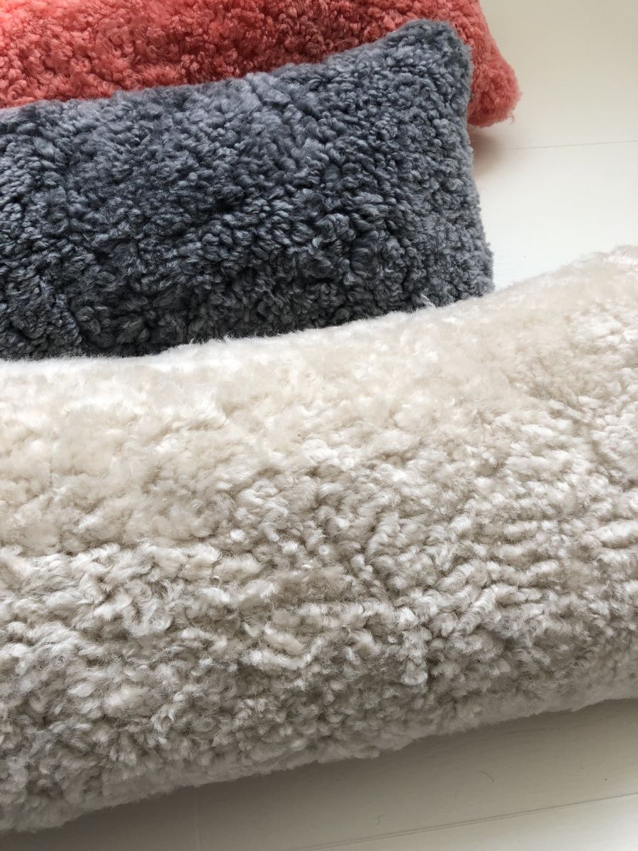 Short Wool Sheepskin Cushion | Doublesided | 30x60 cm