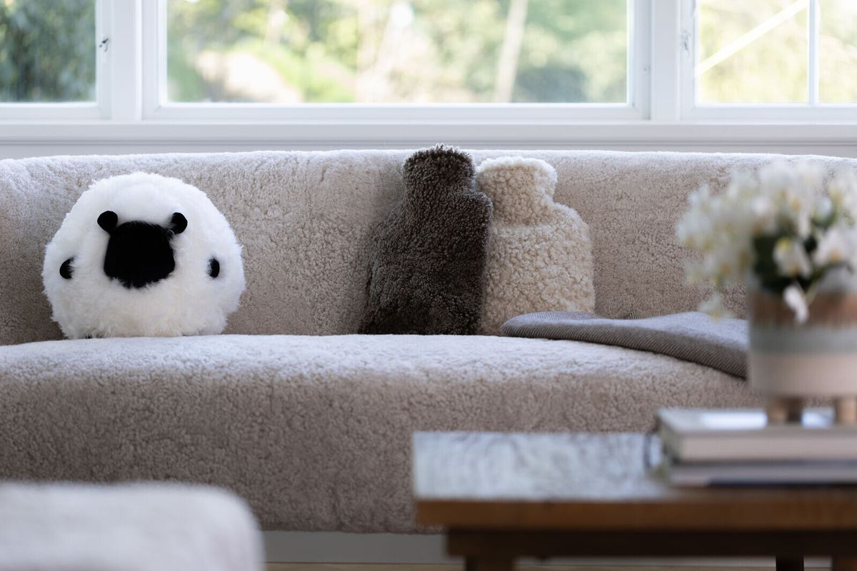Cute Sheep Cushion | Ø20 cm | Ø26 cm | Ø34 cm Black/White