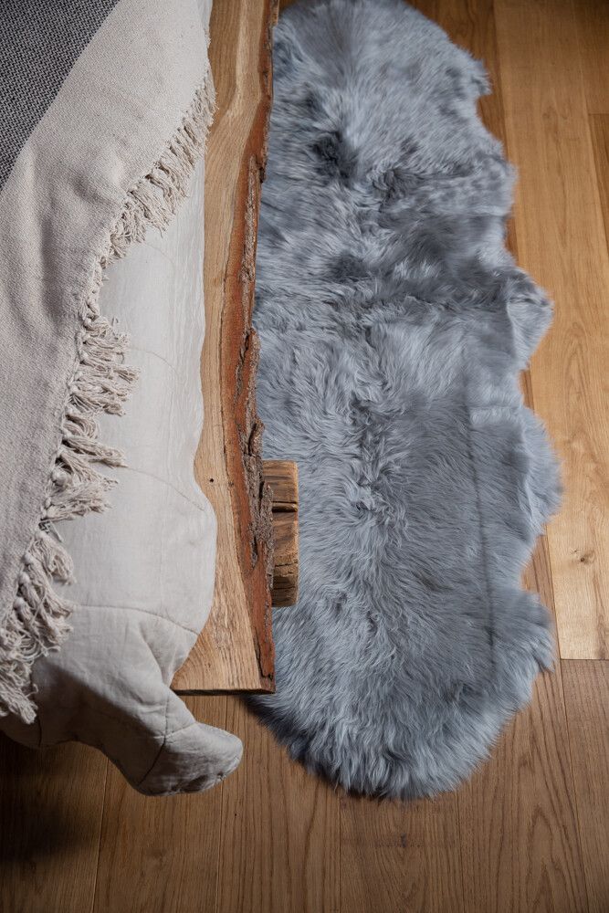 New Zealand Sheepskin | Long Wool | Rug 180 cm Aubergine