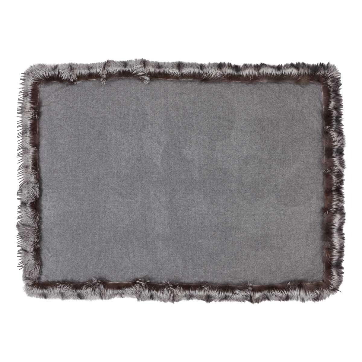 Throw of Cashmere with Fox Trimming | 130x200 cm