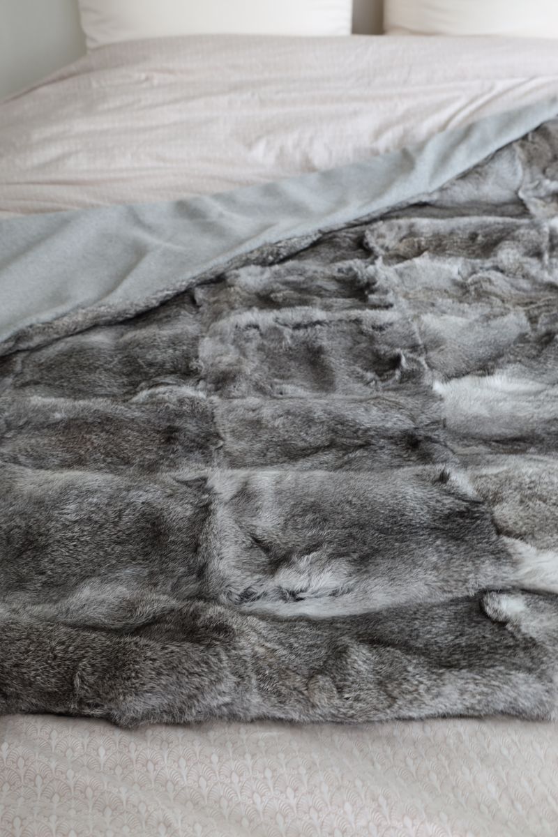 Throw of Rabbit | 120x180 cm Natural Grey