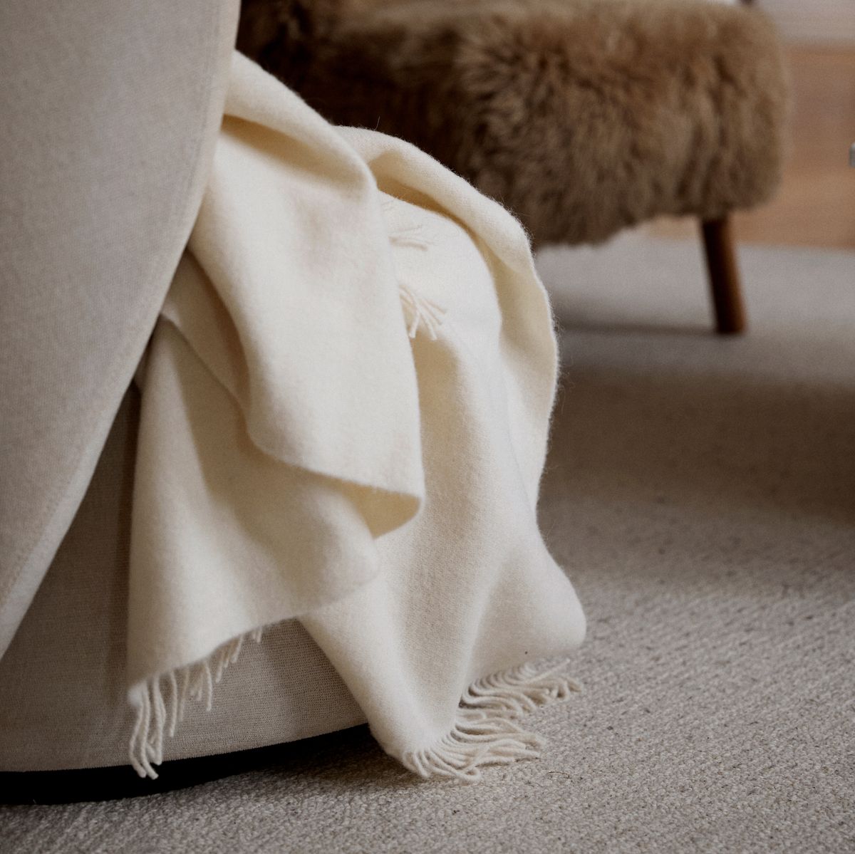 Julia Throw | Alpaca/lambswool mix | 140x240 cm Dark Brown