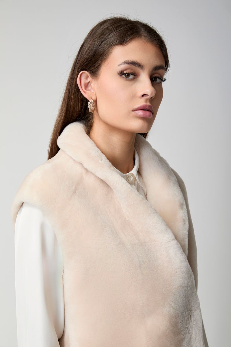 Lorena Vest Beige