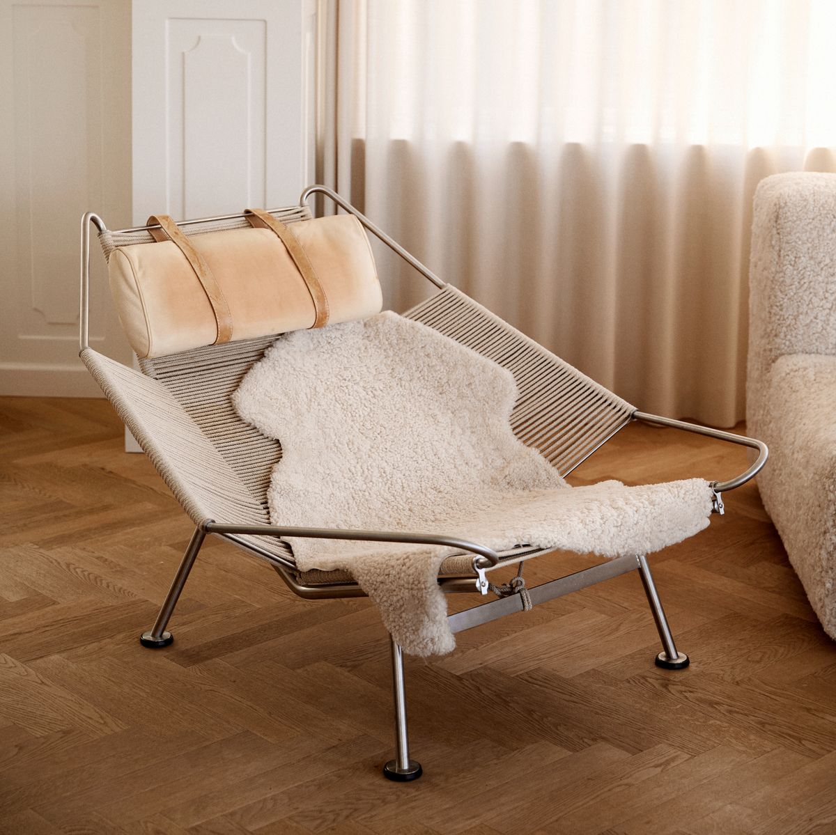 New Zealand Sheepskin | Short Curly Wool | Rug 90 cm Anthracite