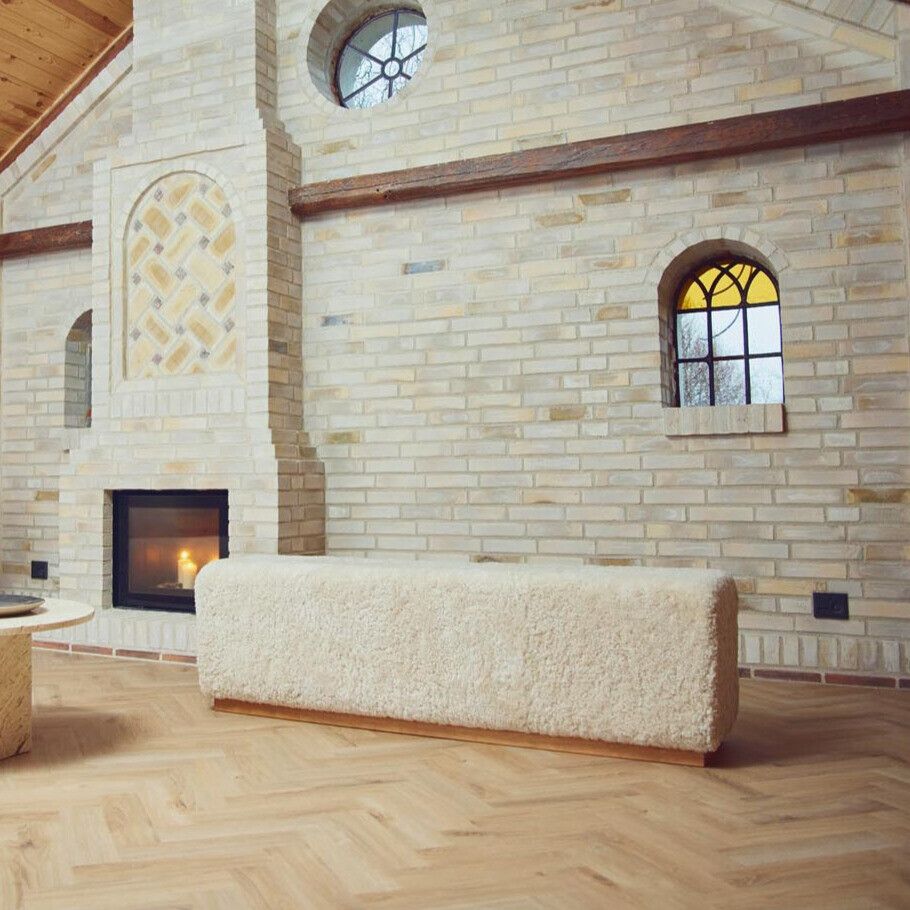 Benjamin Bench Anthracite