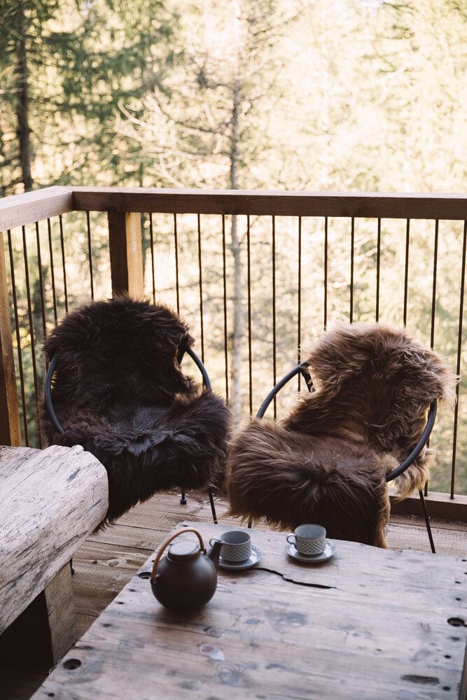 UK Sheepskin | Short Wool | 120+ cm Natural Dark Brown