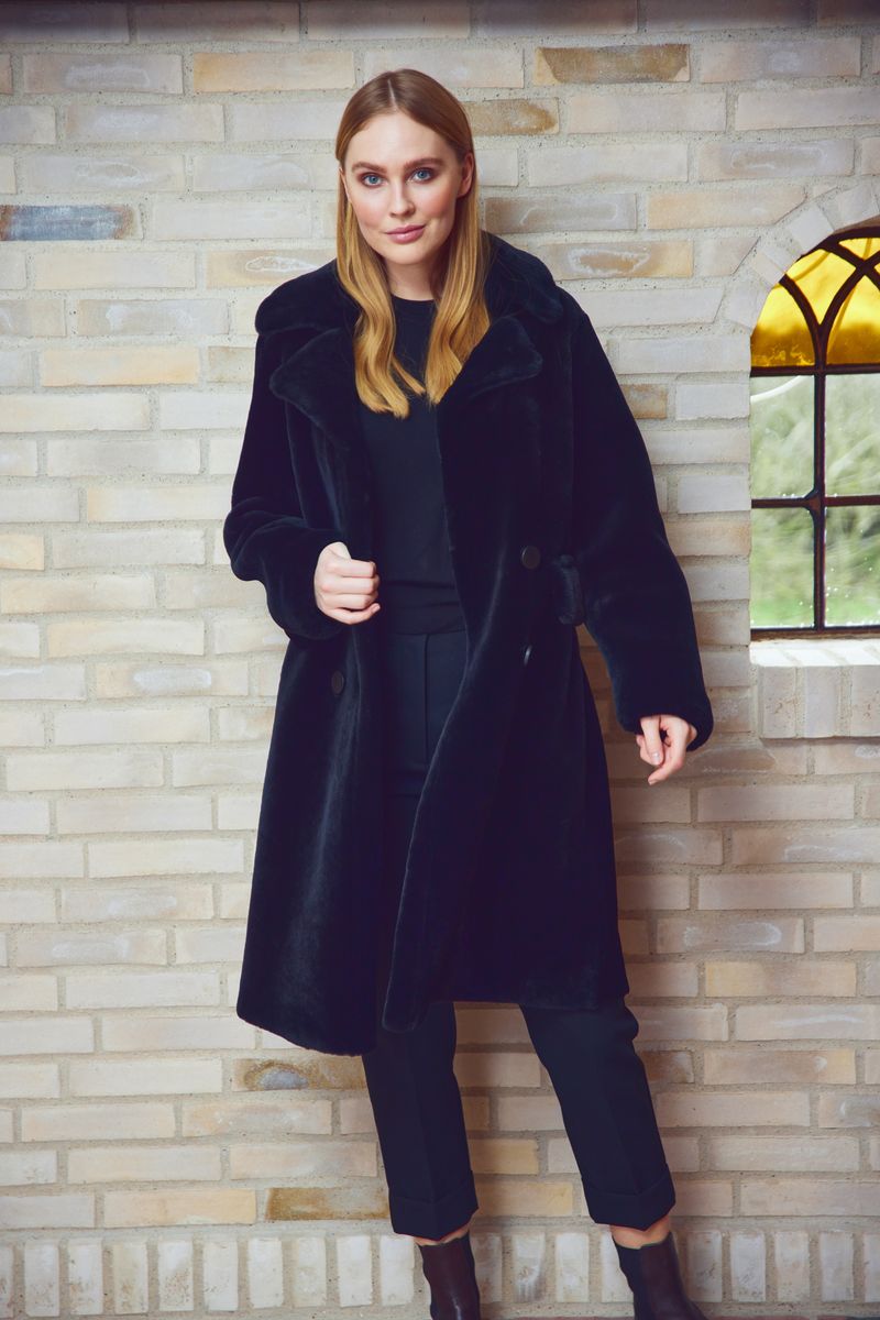 Ivy Jacket Black