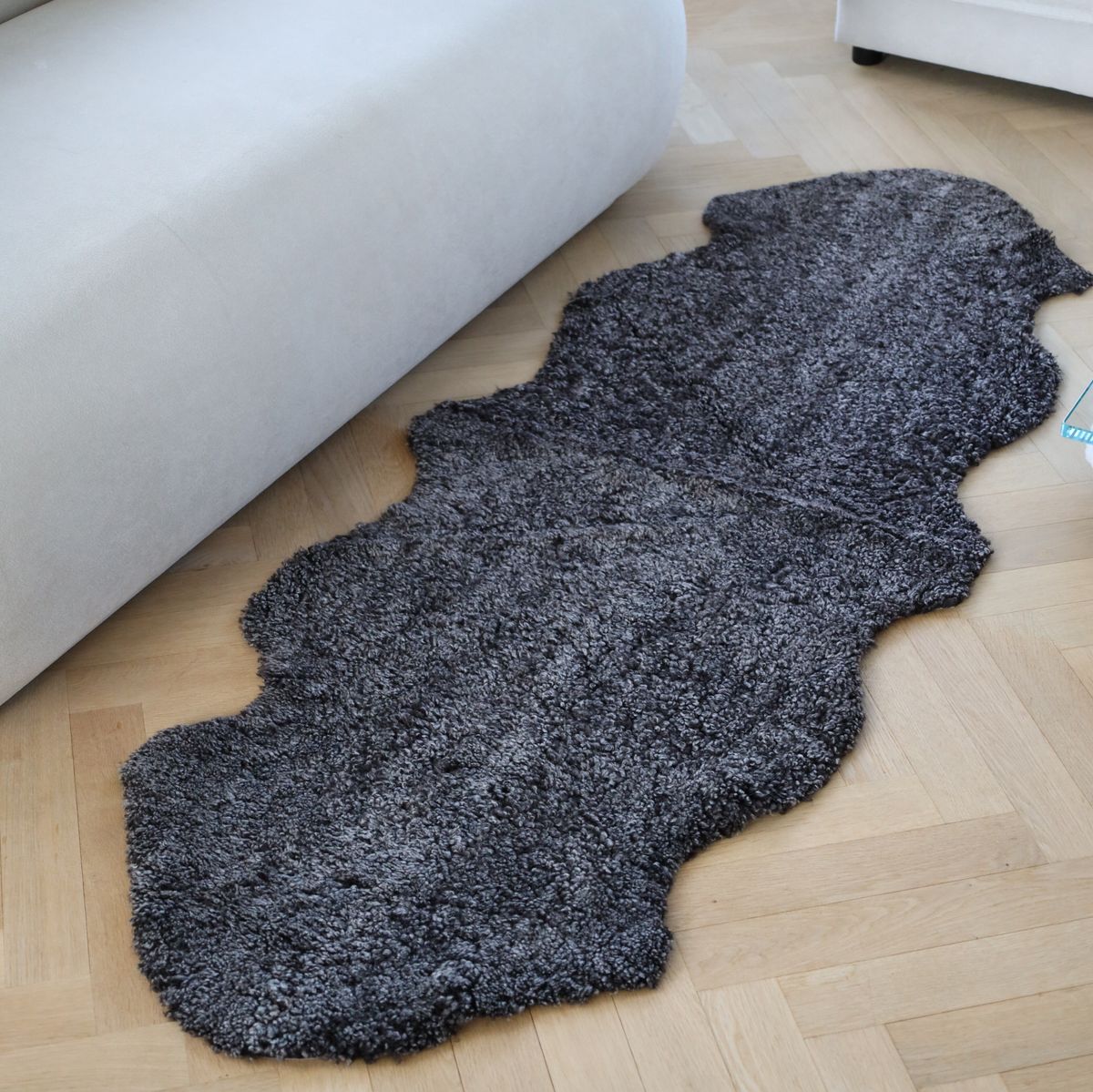 Double New Zealand Sheepskin | Short Curly Wool | 180 cm Anthracite