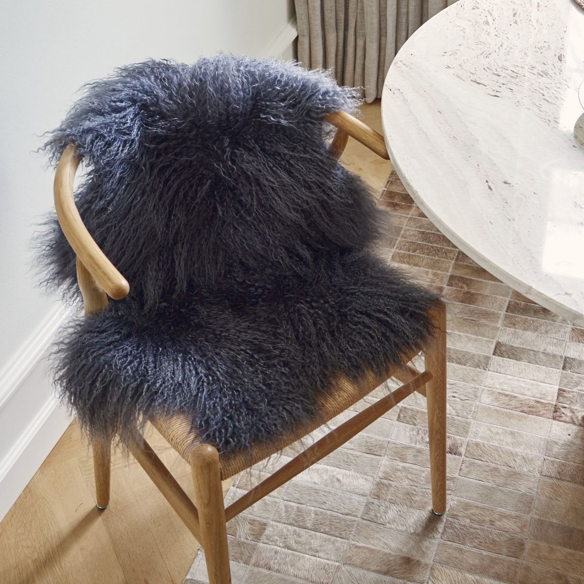 Curly Sheepskin | Tibetan | 85x50 cm Arctic Sunrise