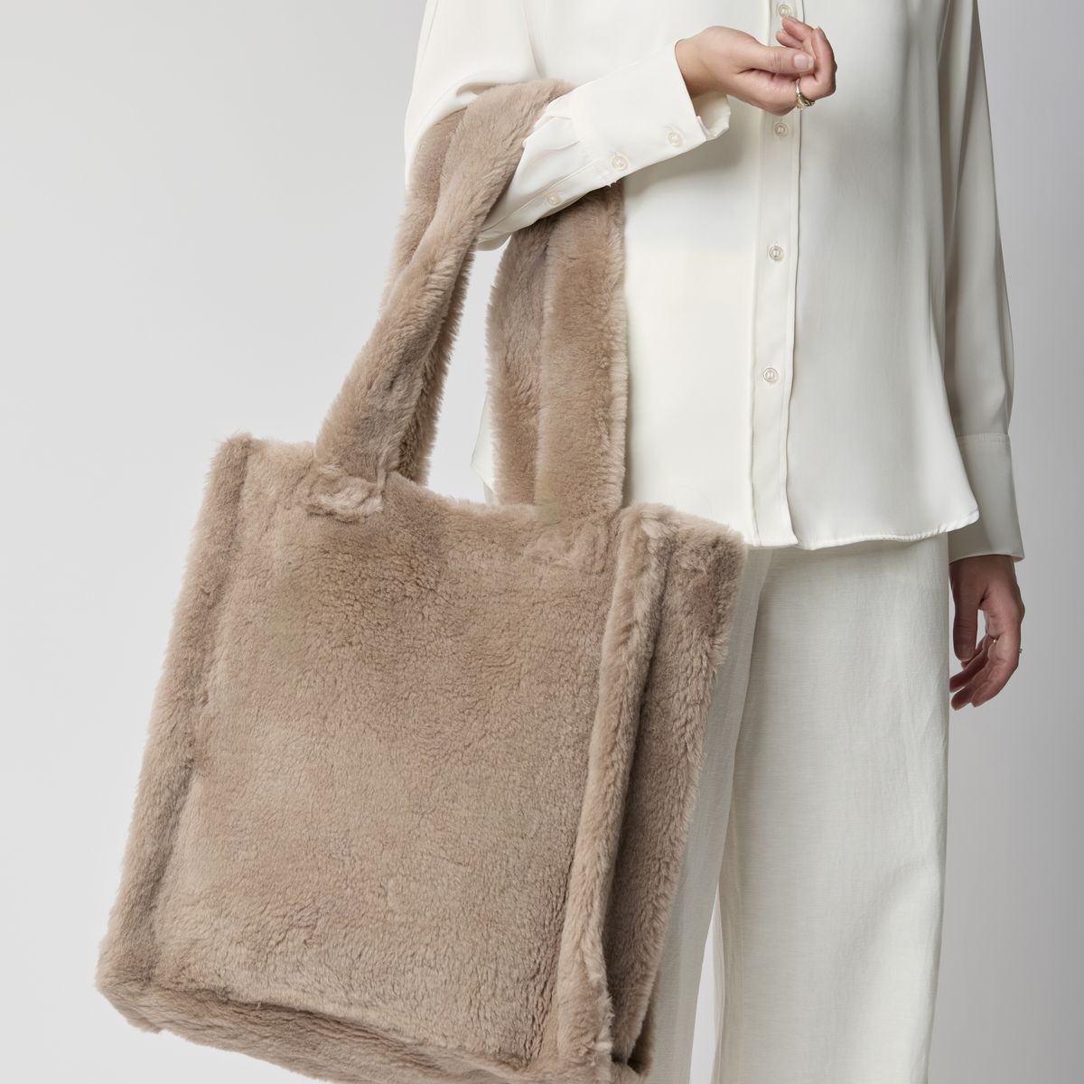 Maxi Glory Shopper Sage Green