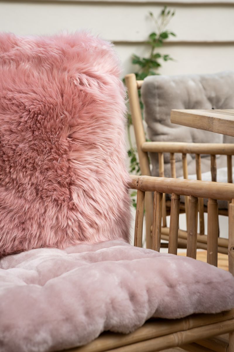 Long-Wool Sheepskin Cushion | 50x50 cm Rosa